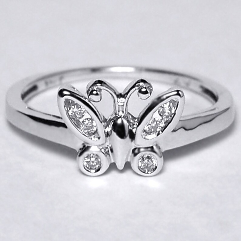 *Just sold* 10k White Gold & Diamond Butterfly Ring